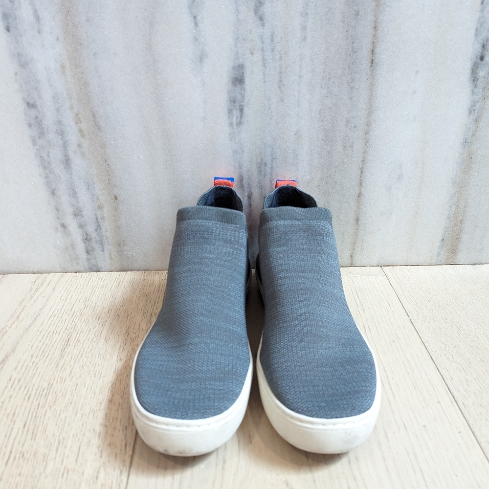 Rothys Chelsea size 6.5 grey and orange stripe authentic EUC